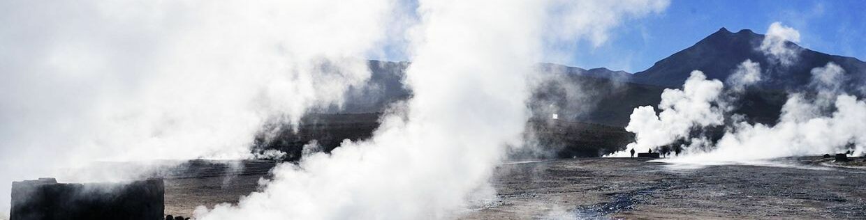 Desierto & Altiplano Geiser Tatio