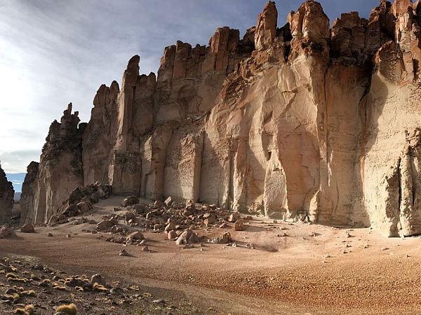 ATACAMA UYUNI TRAVESIA DAY5 CATHEDRALS