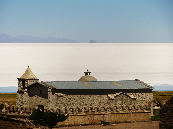 ATACAMA UYUNI TRAVESIA DAY9 UYUNI SALT FLAT