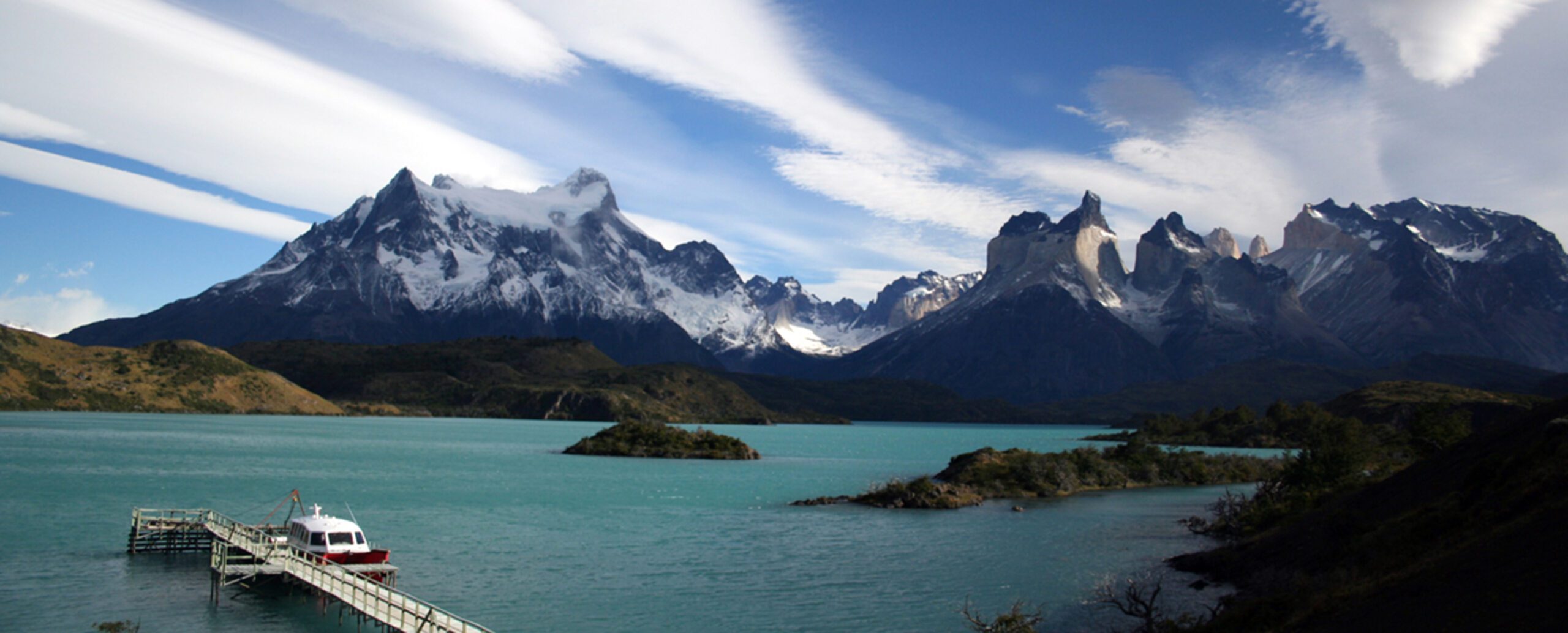 http://Muelle%20Torres%20del%20Paine%20Patagonia