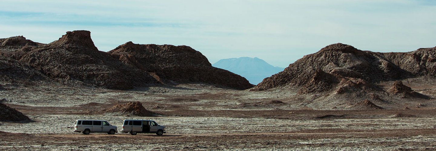 http://Explora%20Uyuni%20Altiplano%20Shelters%20in%20Salt%20Falts%20Bolivia%20Scenery