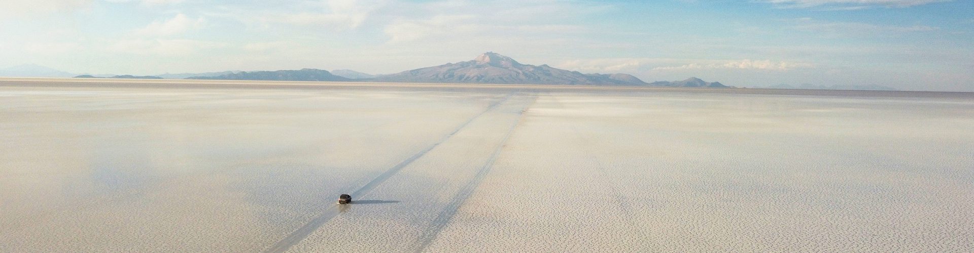 Travesía Atacama-Uyuni salt flat